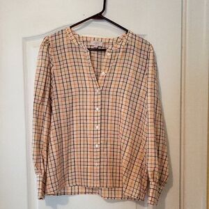 NWOT Loft Outlet  Medium Top